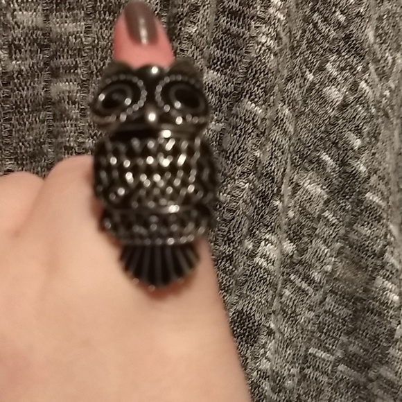 Owl ring - Picture 2 of 3